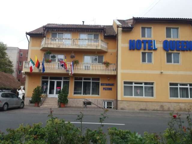 Отель Hotel Queen Арад-9